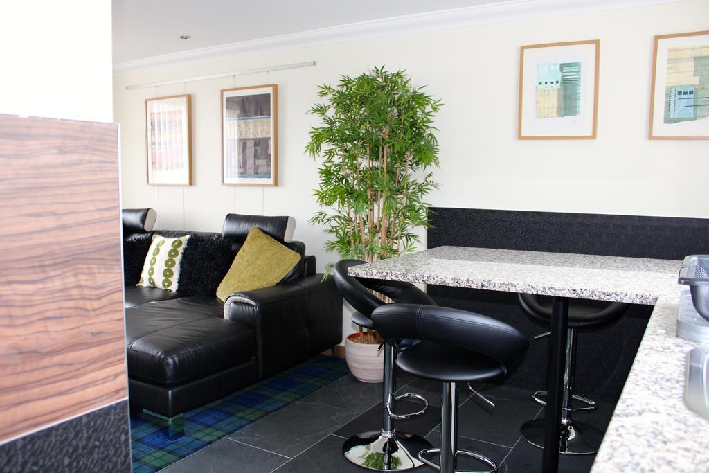 Misty Isle Apartments Ltd - Maol View Kyleakin Room photo